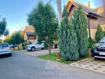 Casa en Venta en Ubicado en Parque Nativo. Cerca del Hospital de Los Angeles.