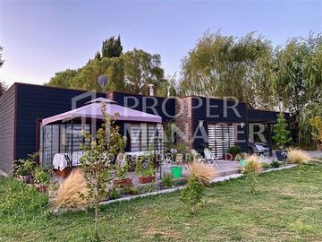 Casa en Venta en Parcela Urbana Con Casa + Quincho + Piscina