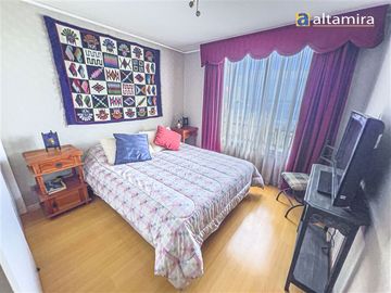 Departamento en Venta en Edificio Ventana Al Mar piso 7 (2 estacionamientos) - frente a Playa Cavancha
