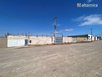 Sitio en Venta en Terreno e Instalaciones - Pasaje Caliche El Boro - Alto Hospicio - condiciones especiales de financiamiento Banco Santander