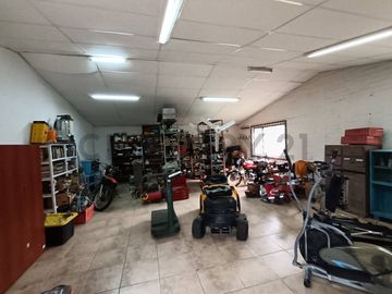 VENDO QUINTA EN GUAYLLABAMBA