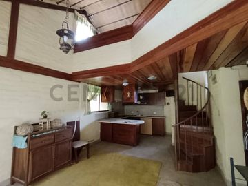 VENDO QUINTA EN GUAYLLABAMBA