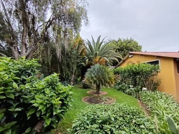 VENDO QUINTA EN GUAYLLABAMBA
