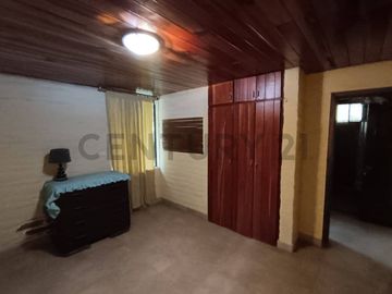 VENDO QUINTA EN GUAYLLABAMBA
