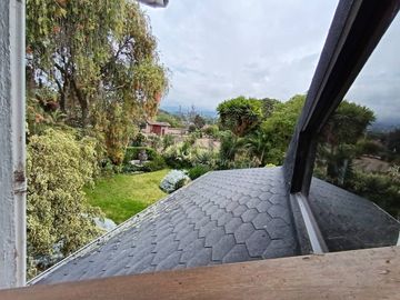 VENDO QUINTA EN GUAYLLABAMBA