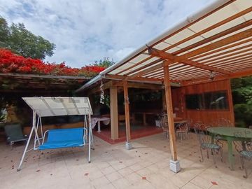 VENDO QUINTA EN GUAYLLABAMBA
