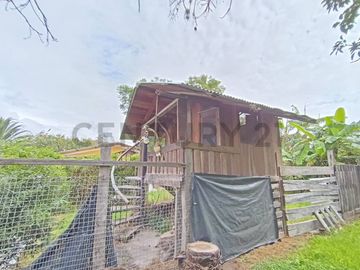 VENDO QUINTA EN GUAYLLABAMBA