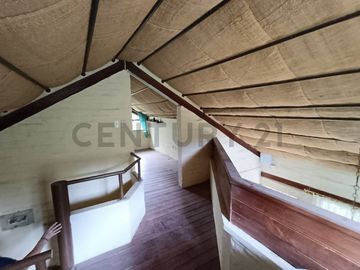 VENDO QUINTA EN GUAYLLABAMBA