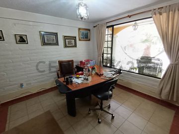 VENDO QUINTA EN GUAYLLABAMBA