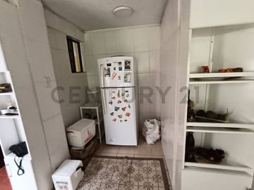 VENDO QUINTA EN GUAYLLABAMBA
