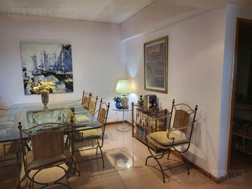 Departamento en  VENTA en Marina Golf de 4 amb con vista al Río.