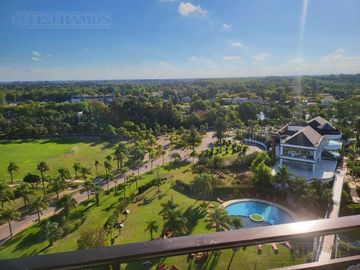 Departamento en  VENTA en Marina Golf de 4 amb con vista al Río.