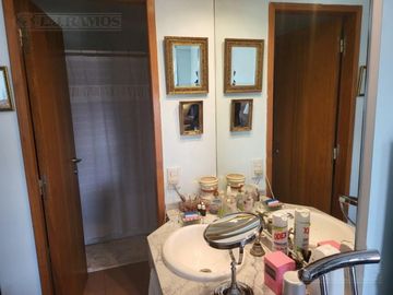 Departamento en  VENTA en Marina Golf de 4 amb con vista al Río.