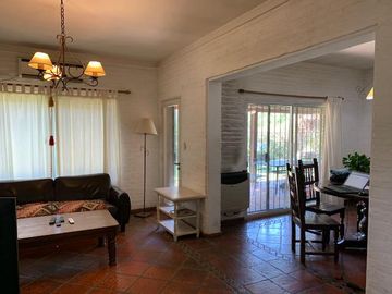 Venta Casa 4 Dormitorios en Rosario- Fisherton