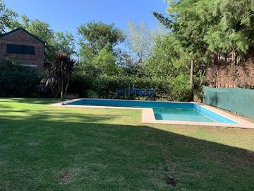 Venta Casa 4 Dormitorios en Rosario- Fisherton