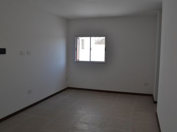 Se vende Dto. 2 Dorm.  c/ BALCON en PA. Barrio Arroyito