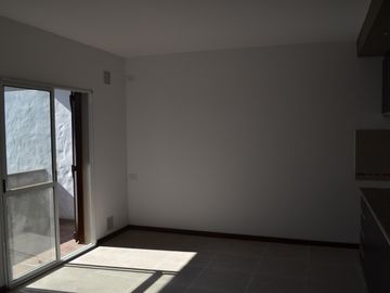 Se vende Dto. 2 Dorm.  c/ BALCON en PA. Barrio Arroyito