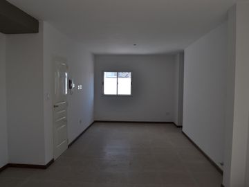 Se vende Dto. 2 Dorm.  c/ BALCON en PA. Barrio Arroyito