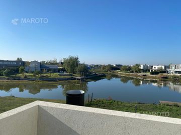 CASA EN VENTA EN CANTON ISLAS - MAROTO PROPIEDADES