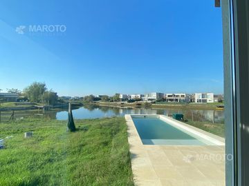 CASA EN VENTA EN CANTON ISLAS - MAROTO PROPIEDADES