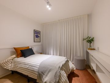 Venta en Casanova 5: 2 Dorm con amenities