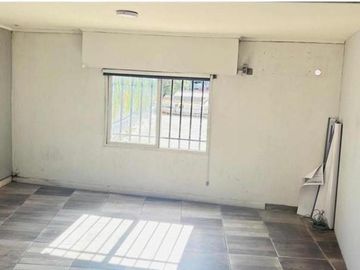 Departamento en venta - 2 Dormitorios 4 Baños Local Deposito Oficinas- 800Mts2 - Morón