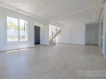 Casa - El Canton - Norte - 450.000 usd