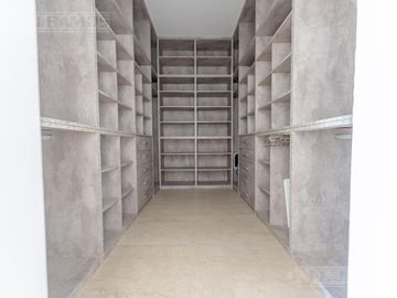 Casa - El Canton - Norte - 450.000 usd