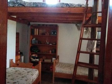 Casa en venta - 3 Dormitorios 1 Baño - 375Mts2 - Miramar