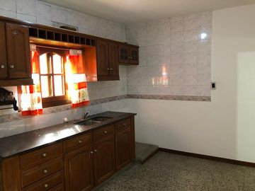 CASA EN ZENAVILLA 630, EZEIZA