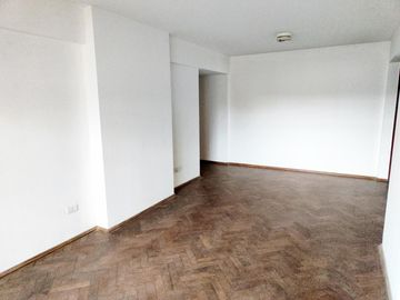 Departamento 3 dormitorios Barrio Alberdi