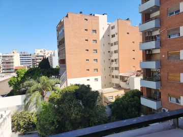 Departamento 3 ambientes con 2 balcones - Caballito - Venta