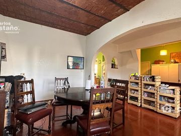 Amplio PH 6 Amb. con Terraza y Playroom, a 2/c de Av. Maipú