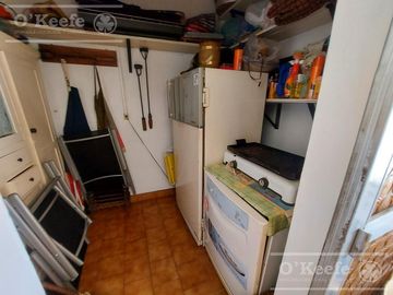 Casa de 6 ambientes en venta - Barrio Parque Bernal