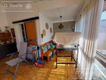 Casa de 6 ambientes en venta - Barrio Parque Bernal