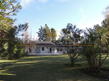 CASA-CHALET de 5 Ambientes *178m2 Cubiertos* Terreno 1.890m2