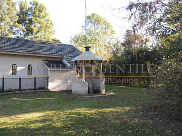 CASA-CHALET de 5 Ambientes *178m2 Cubiertos* Terreno 1.890m2