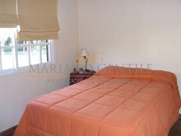 CASA-CHALET de 5 Ambientes *178m2 Cubiertos* Terreno 1.890m2