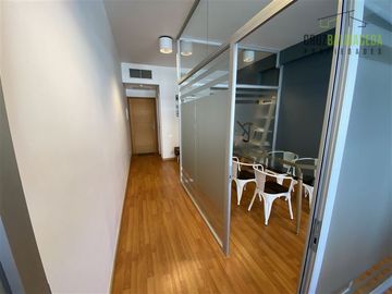 Oficina en Venta en Edificio de La Construcción