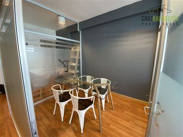 Oficina en Venta en Edificio de La Construcción
