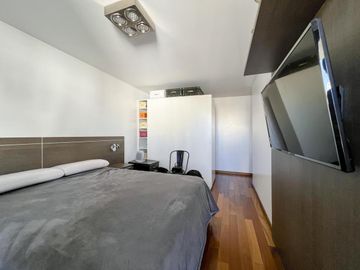 Departamento de diseño con 2 dormitorios y amenities en zona río