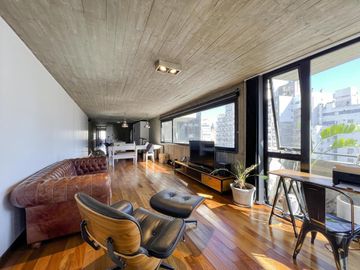 Departamento de diseño con 2 dormitorios y amenities en zona río