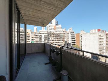 Departamento de diseño con 2 dormitorios y amenities en zona río