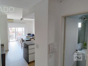 Divino Monoambiente con balcón en Balvanera!
