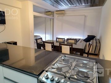 Divino Monoambiente con balcón en Balvanera!