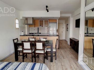 Divino Monoambiente con balcón en Balvanera!