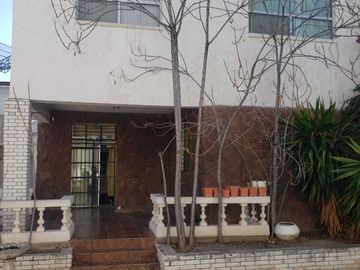 CASA EN VENTA ZARCO 1,342mts Terreno