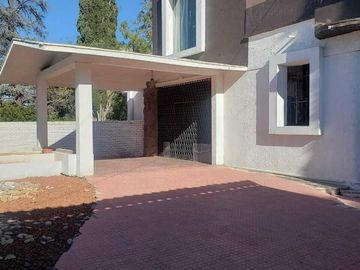 CASA EN VENTA ZARCO 1,342mts Terreno