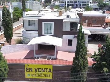 CASA EN VENTA ZARCO 1,342mts Terreno
