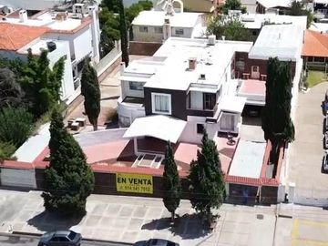CASA EN VENTA ZARCO 1,342mts Terreno
